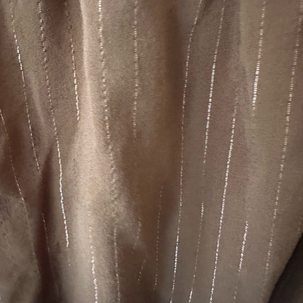 Peplum Top Universal Thread - Picture 4 of 4